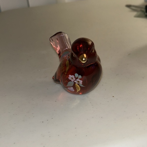 Fenton hand painted ruby red glass bird - Picture 6 of 8